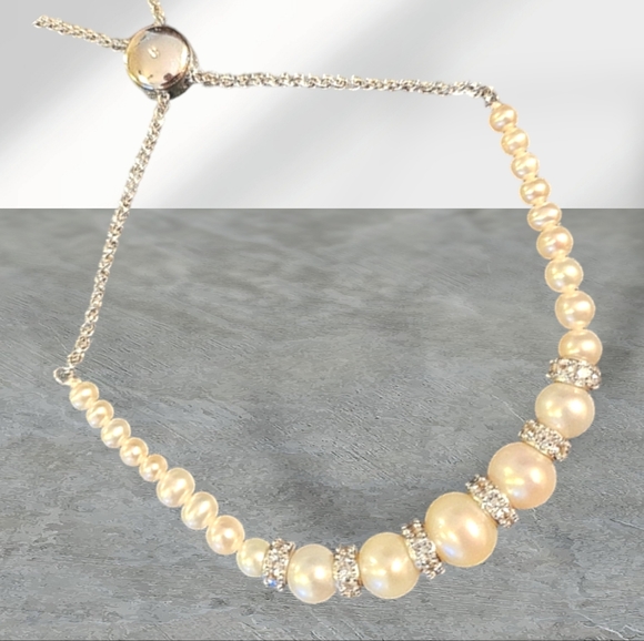 Bracelet Simulated Pearl with Silver & Crystal Embellished Separators - Picture 5 of 10